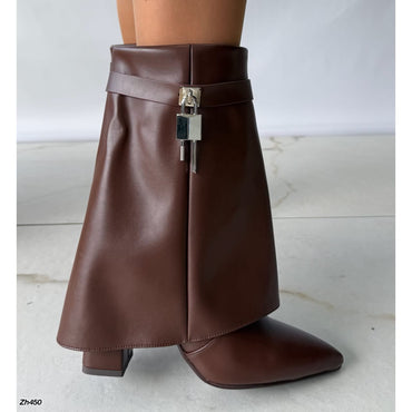 Botin café doblez detalle plateado tacon 10cm HX3079-B0018
