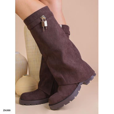 Bota caña alta cafe doblez detalle dorado tacon 4cm 52215 C - 103