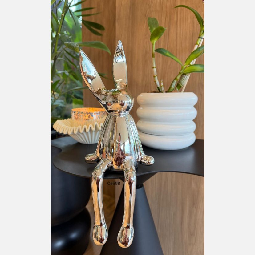 Articulo decorativo conejo plateado grande 14cm* 12cm* 36cm