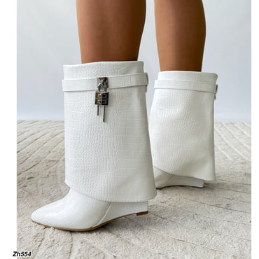 Botin blanco doblez textura detalle plateado tacon corrido 9cm HX2697-C1808A