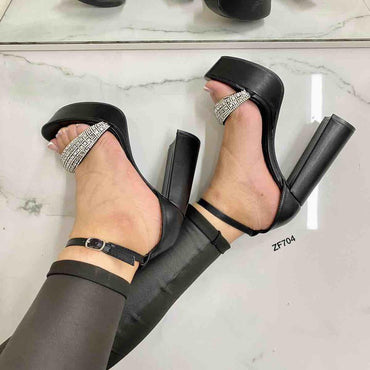 Sandalia negra apliques brillantes tacon 13cm Y727 C-54