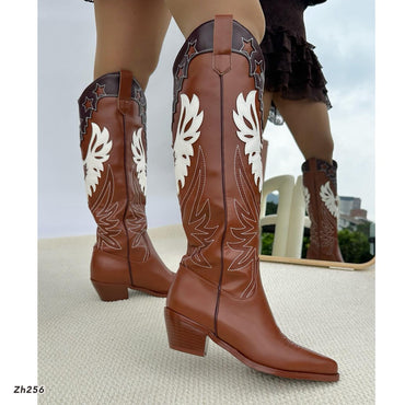 Bota texana café detalles blanco tacon 6cm HX3168-C1210