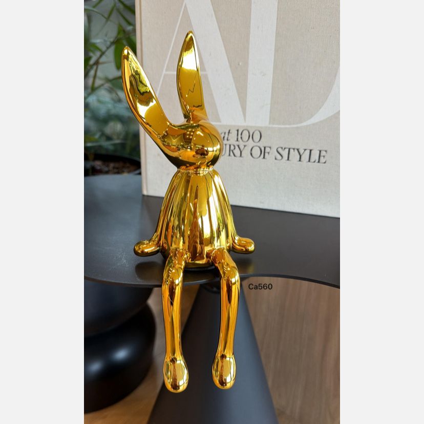 Articulo decorativo conejo dorado mediano 10cm* 10cm* 28cm