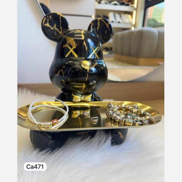 Articulo decorativo oso negro detalles dorado bandeja dorado 23cm* 19cm* 23cm
