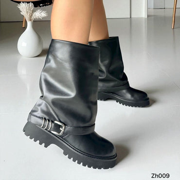 Botin negro doblez correa detalle plateado suela 4cm HX3080-C1070