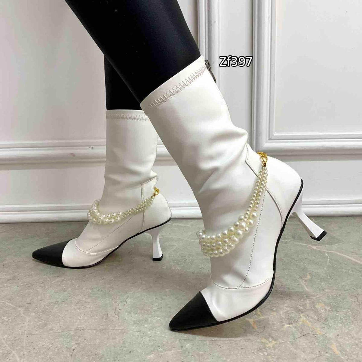 Botin blanco aplique perlas tacon 7cm G40 C1