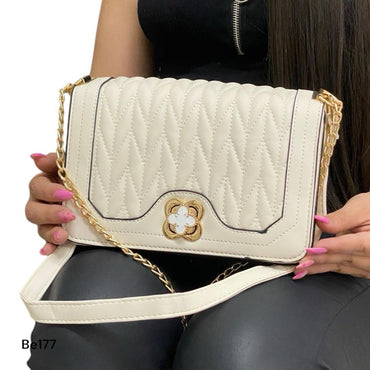 Bolso beige apliques cadena dorada 23cm* 15cm BOL04C C-B