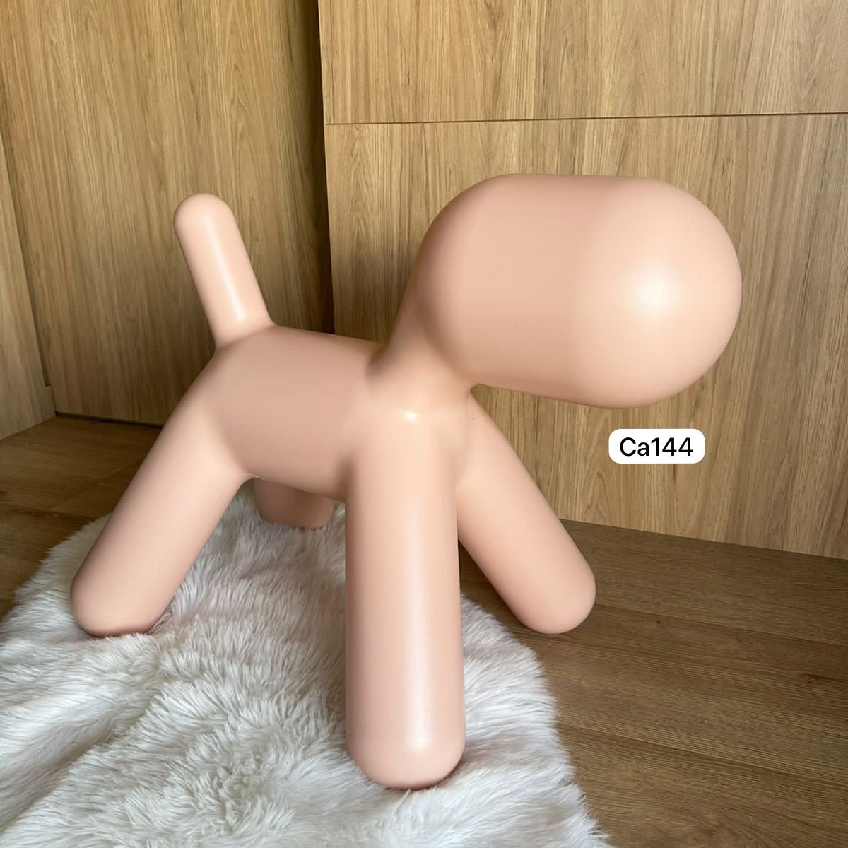 Silla perro rosado grande 69cm* 42cm* 54cm