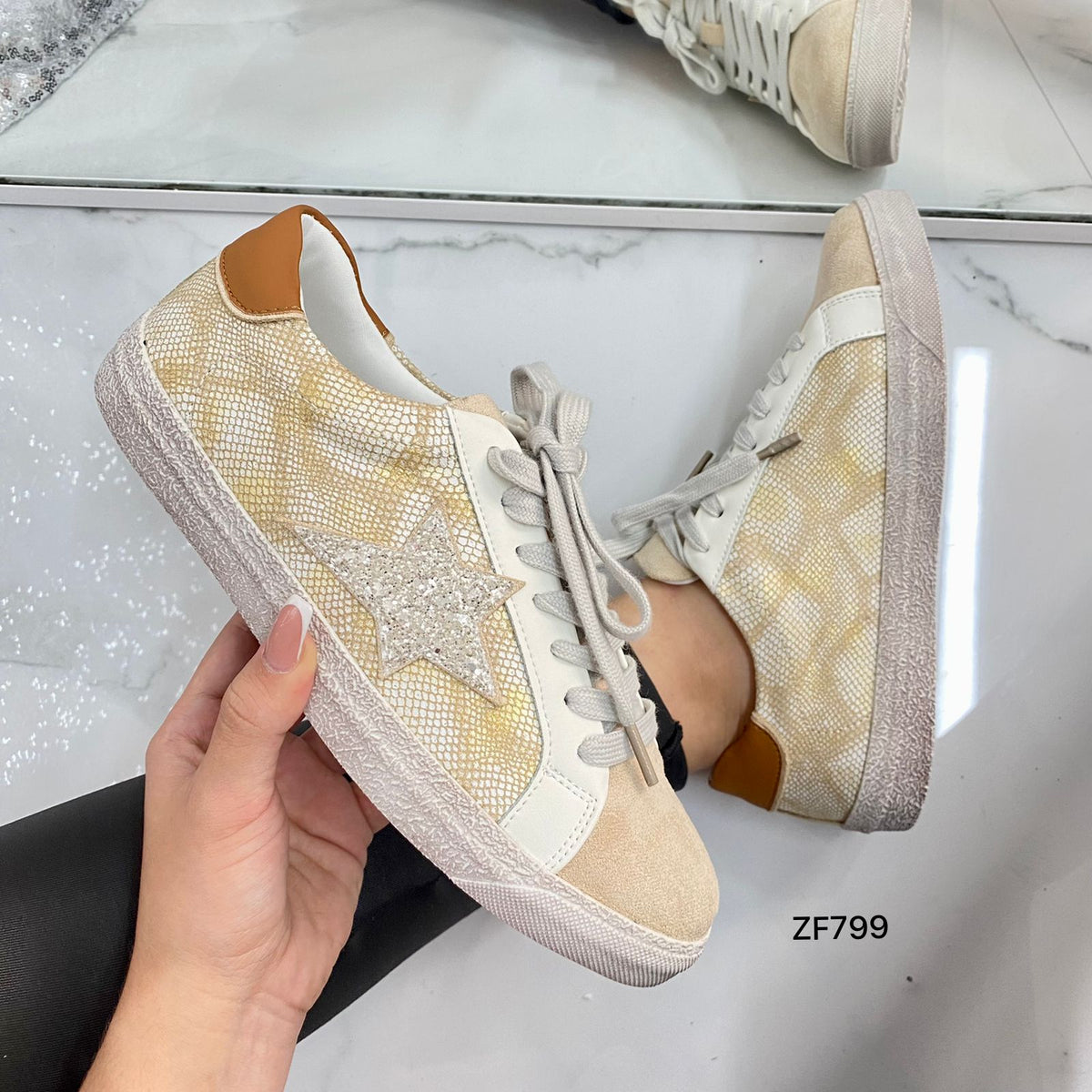 Tenis textura beige apliques suela 2cm FY0608-1 C-67