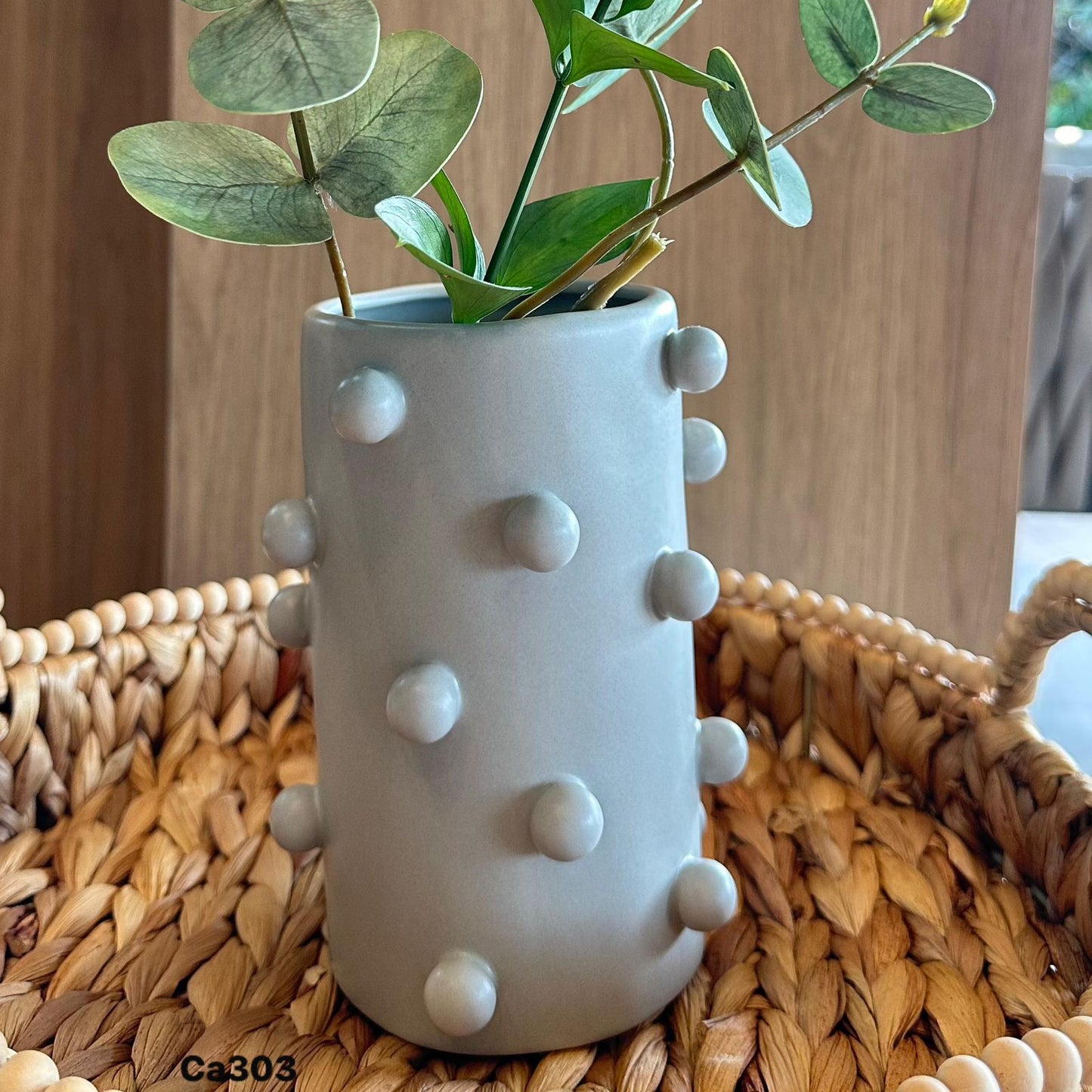 Florero gris pequeño detalle bolas ceramica 13cm* 13cm* 18cm HP799-1
