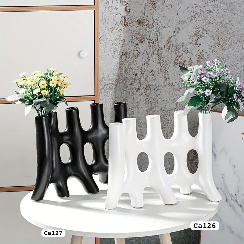Candelabro negro ceramica 28cm* 2.5cm* 22.3