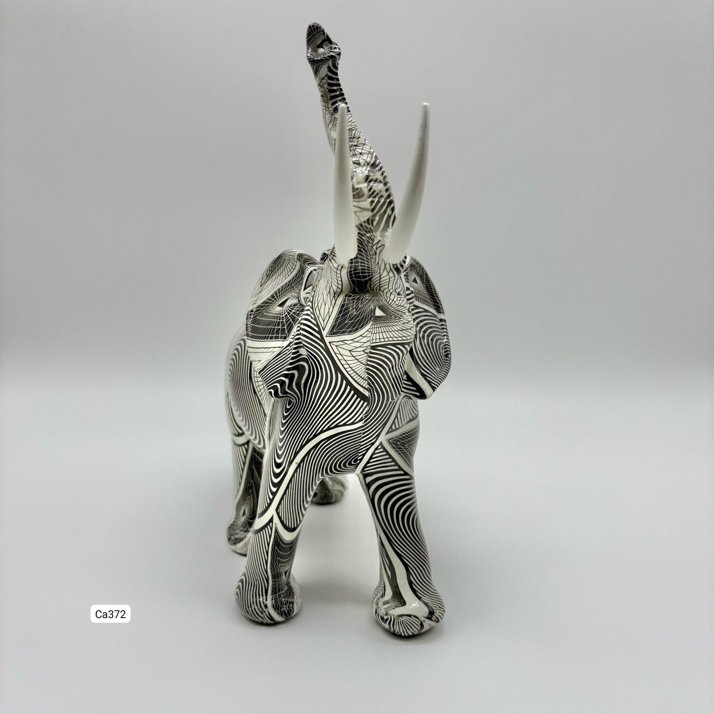 Articulo decorativo elefante estampado negro-blanco 20cm* 9,5cm* 25,5cm
