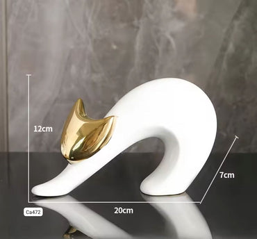 Articulo decorativo gato blanco detalle dorado 20cm* 7cm* 12cm