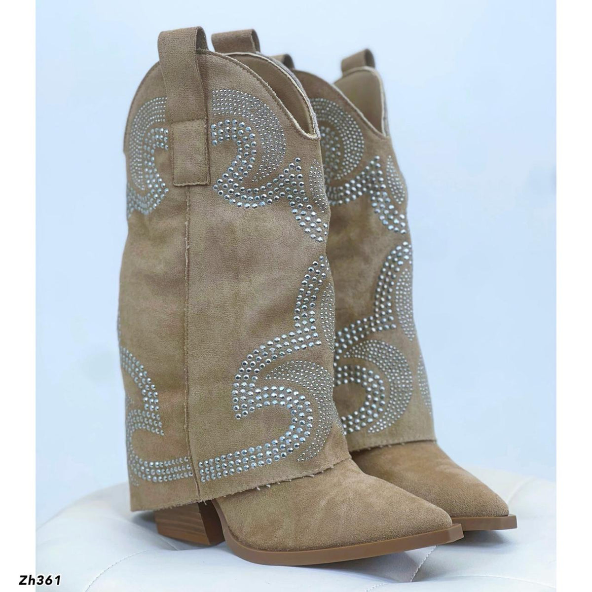 Bota texana beige doblez apliques plateado tacon 8cm 6895-PA C-126