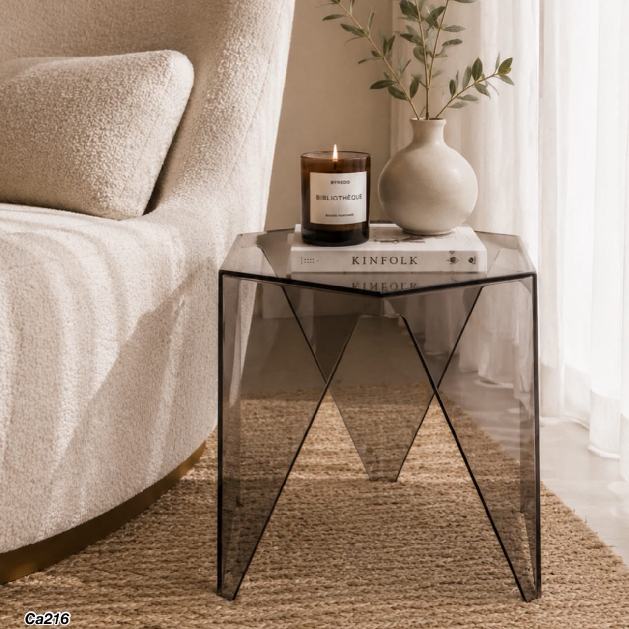 Mesa auxiliar acrílico gris de triángulos 40cm* 40cm* 43cm