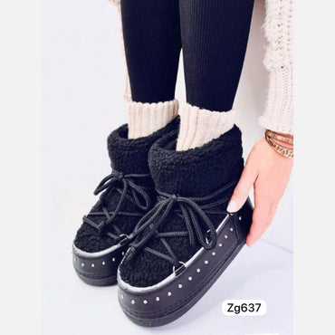 Botin negro tipo nieve apliques dorado NB617 C-77