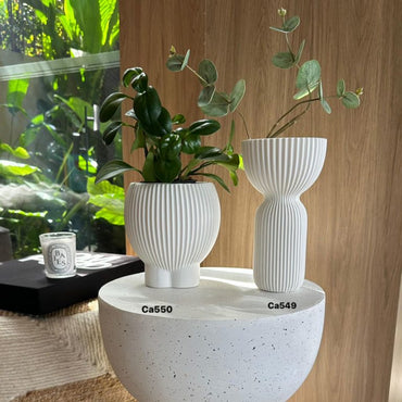 Florero moderno blanco ceramica 13.6cm* 26cm