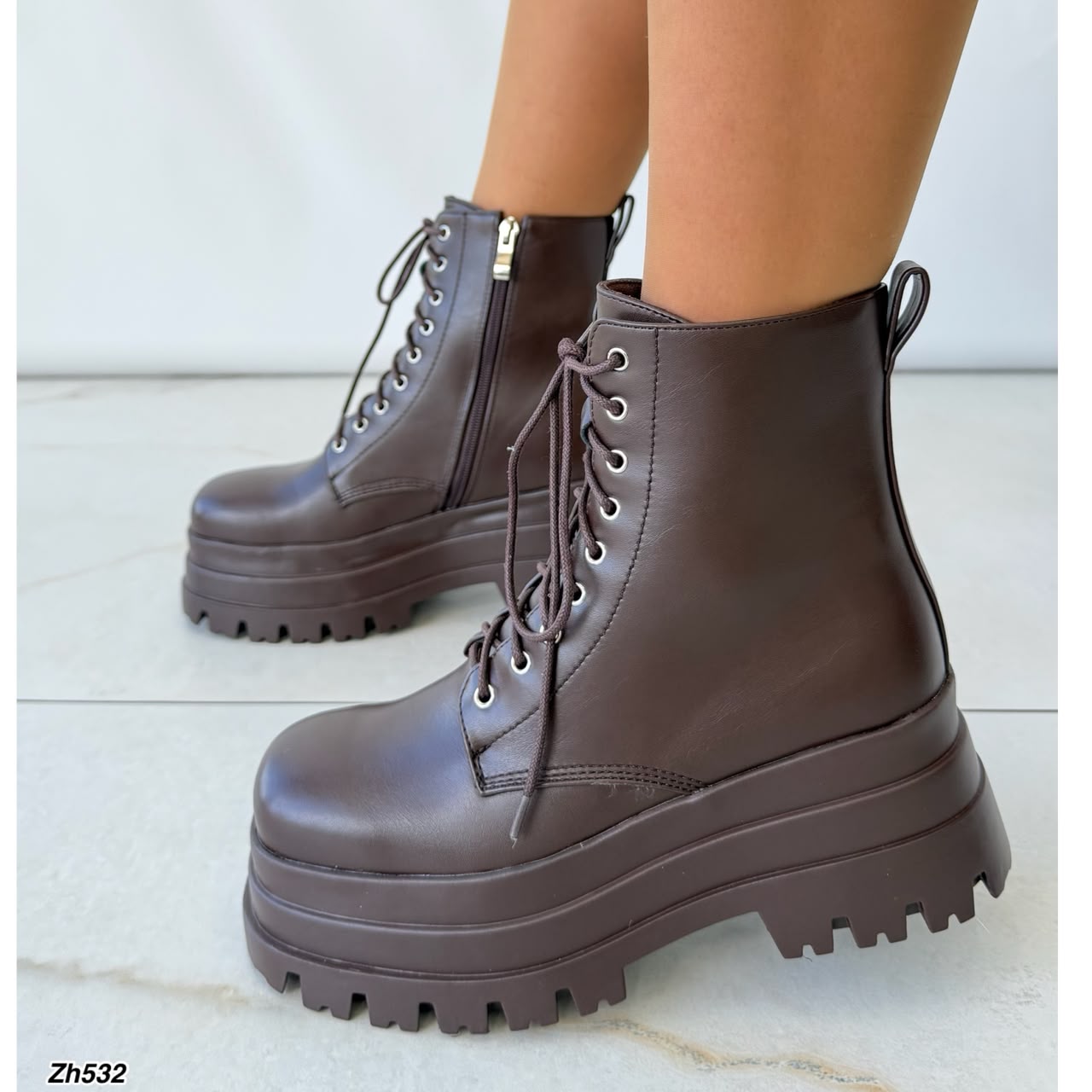 Botin café cierre lateral plataforma 7cm  HX3112-B9536