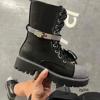Botin negro apliques plateado correa suela 4cm  52022  C-45