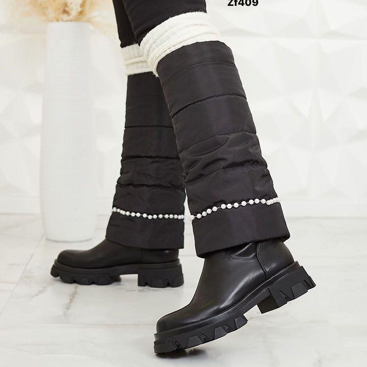 Bota caña alta negra aplique perlas suela 4cm  C-284   C7
