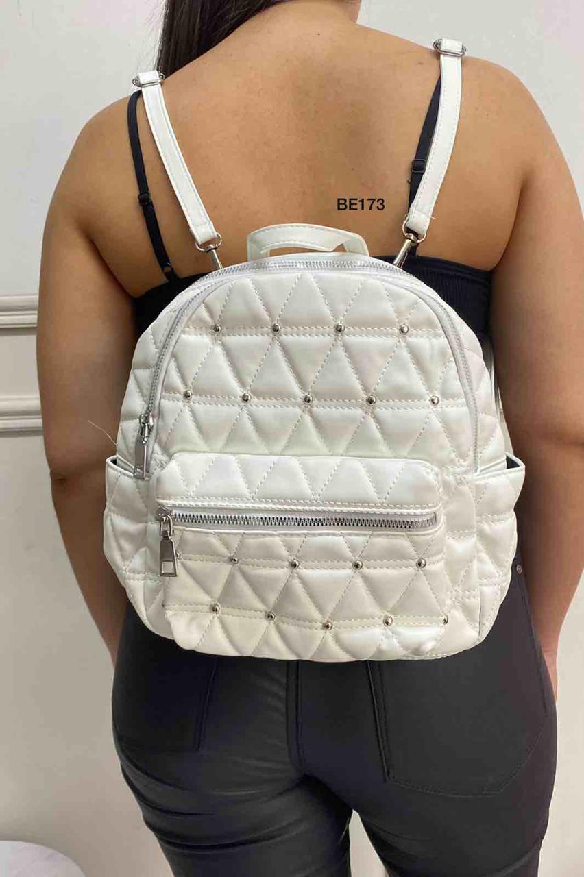 Morral blanco apliques plateados  23cm*  29cm  2217  C-B