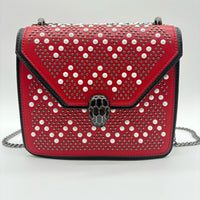 Bolso rojo apliques y cadena plomo  20cm* 7cm* 16cm   C- 23195
