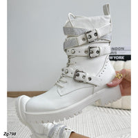 Botin blanco correas apliques plateado brillante suela 4cm  IS14-071