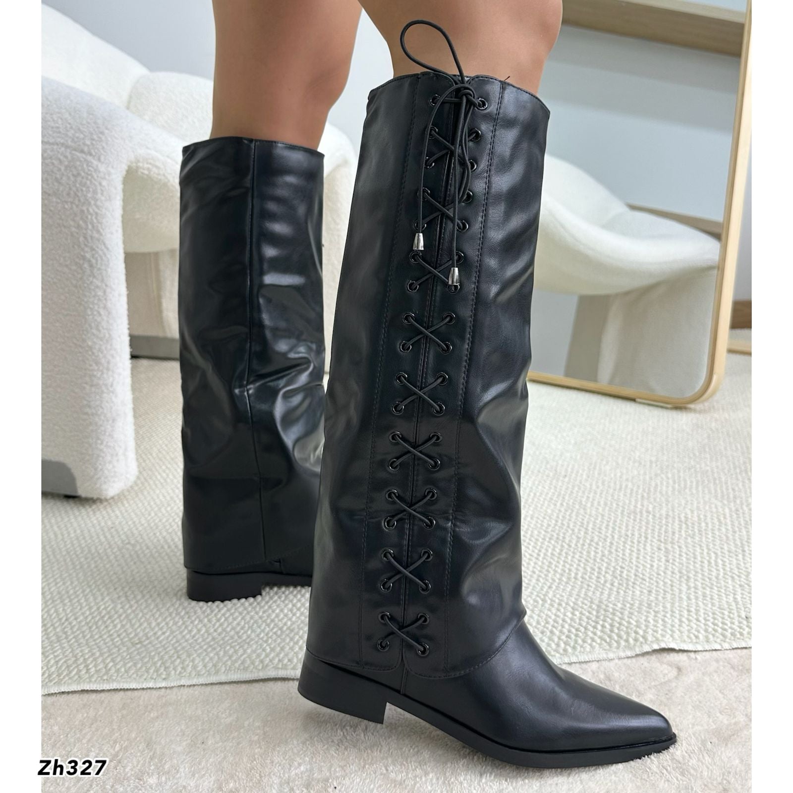 Bota caña alta negro doblez detalle cordon tacon 3cm  2P9A-X3477-07  C-120