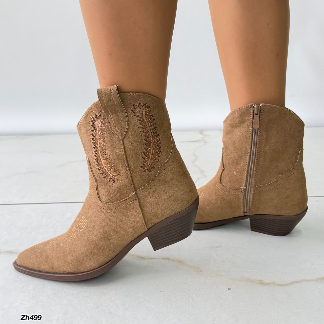 Botin texano beige detalle brillante tacon 5cm  7188   C-163