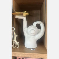 Articulo decorativo mono resina blanco bandeja dorada  28,5cm* 14cm* 30cm