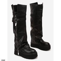 Bota caña alta negro doblez detalle correa y cierre plateado plataforma 8cm  K30  C-149