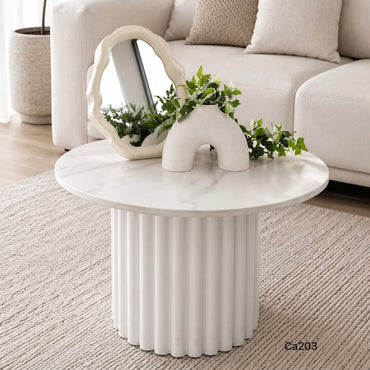 Mesa auxiliar blanco base acanalada aluminio y piedra sintetizada  30cm* 40cm