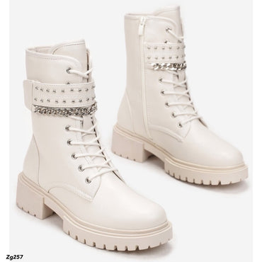 Botin beige apliques cadena plateado tacon 4cm  HFN7962  C-21