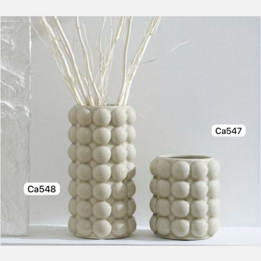 Florero bolas beige mediano  11cm* 20cm