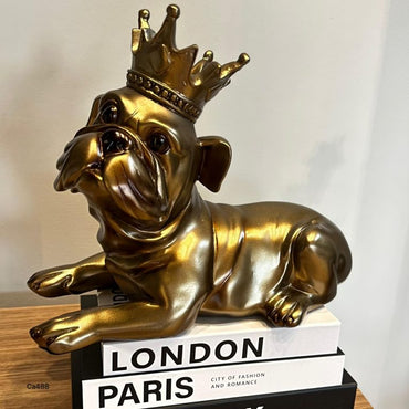 Articulo decorativo perro bull dog color cobre corona  32cm* 15cm* 27cm