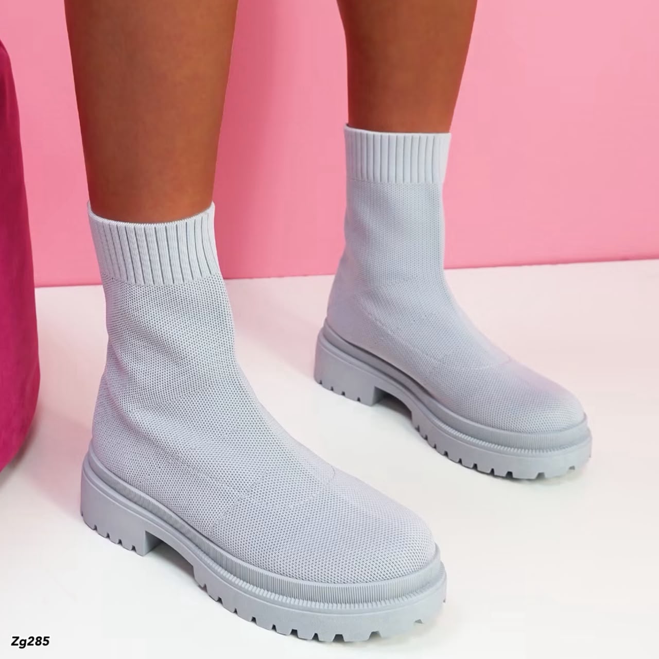 Botin gris tipo media suela 4cm  A-35  C-34