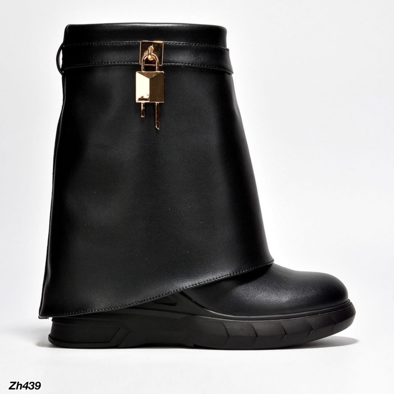 Botin negro doblez detalle dorado tacon corrido 9cm  HX3090-C1099