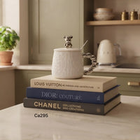 Mugs blanco ceramica detalle oso en tapa manija bolas plateado   430ml