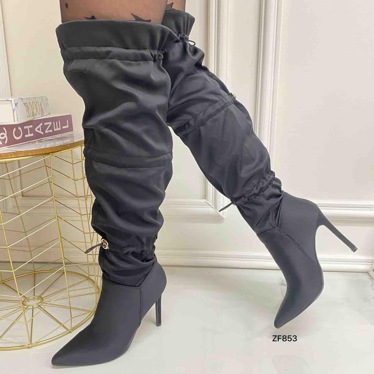 Bota caña alta negra tacon puntilla 10cm  S2X3015-1  C-39