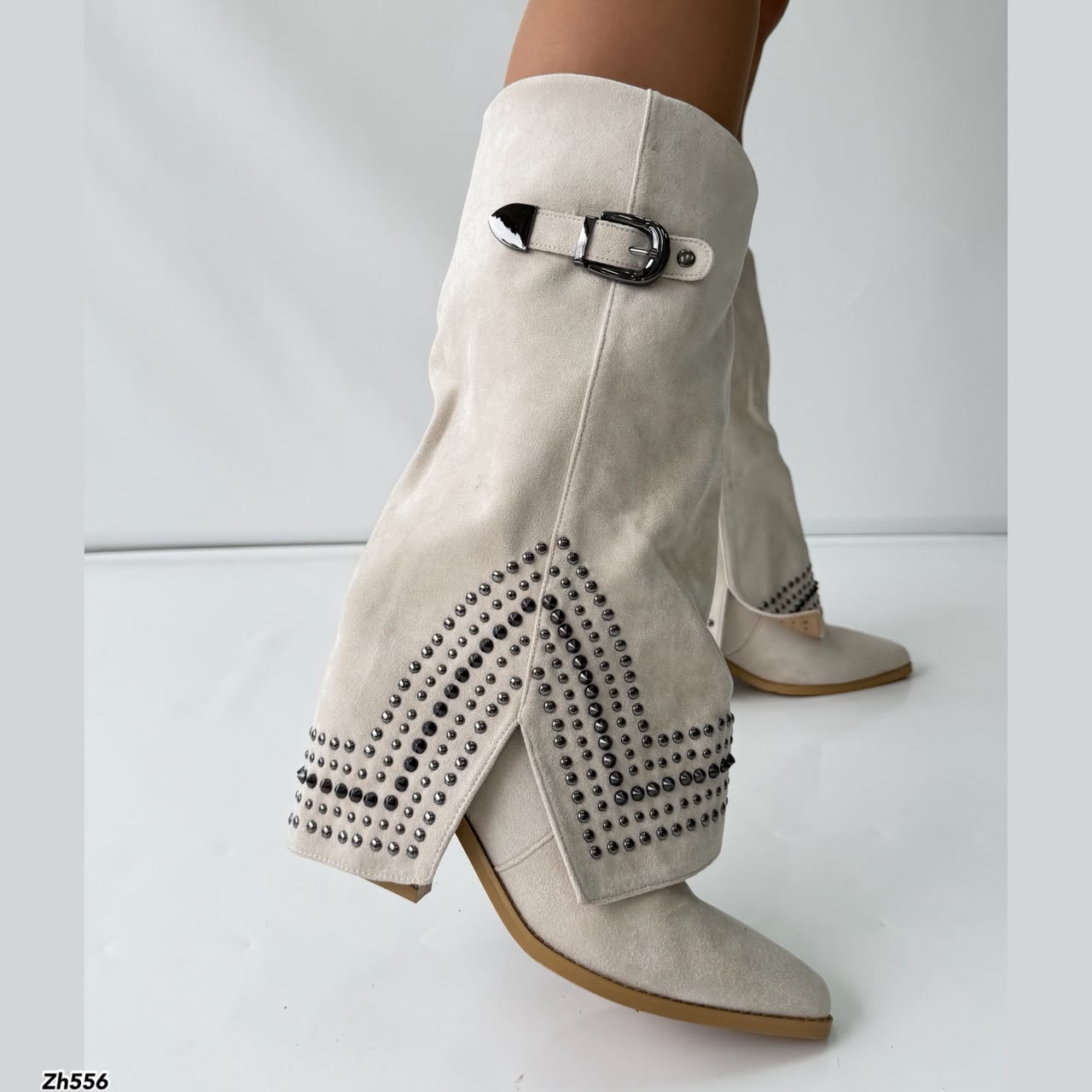 Bota texana beige doblez apliques plomo tacon 8cm  HX2997-B0140