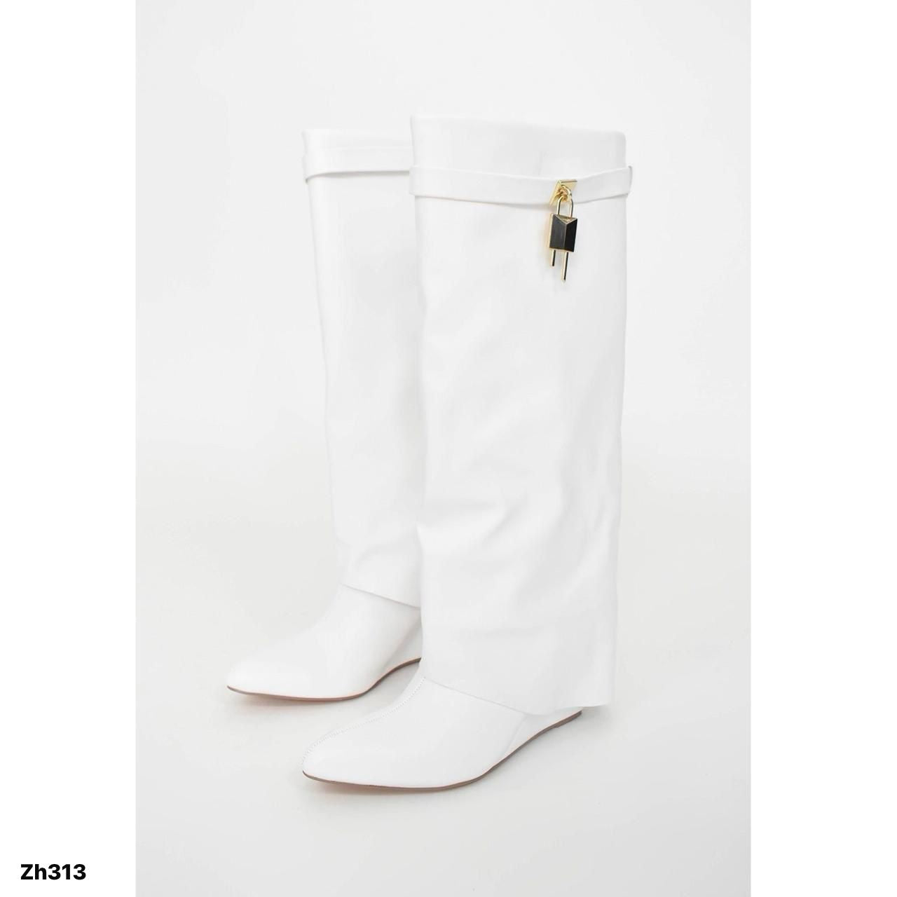 Bota caña alta blanco doblez detalle dorado tacon corrido 11cm  52166  C-96