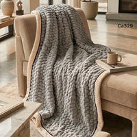 Cobija gris claro borde blanco 200cm* 230cm