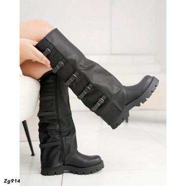 Bota caña alta negro detalle correas suela5cm  A9977
