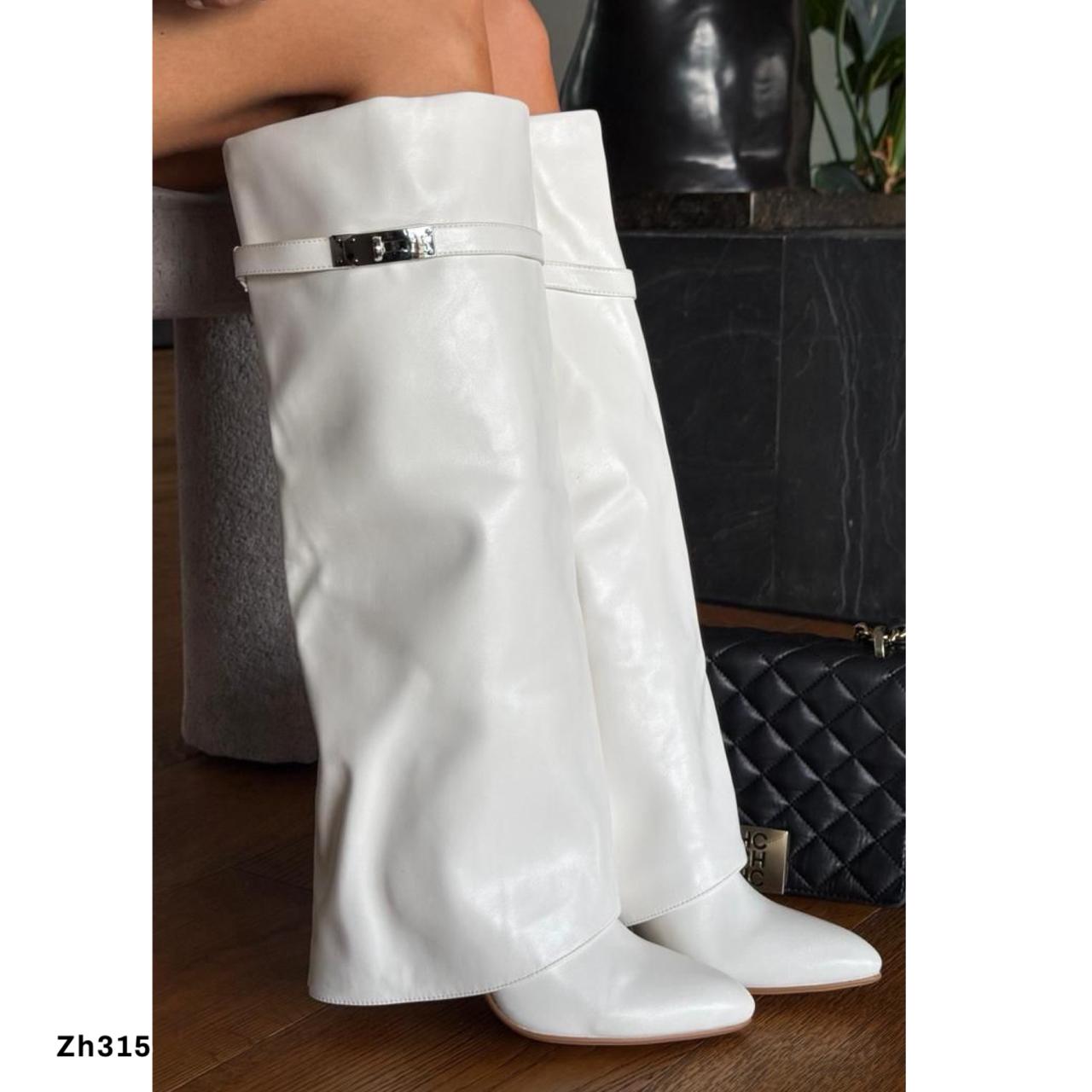 Bota caña alta blanco doblez detalle dorado tacon 11cm  52199   C-95