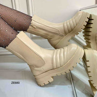 Bota beige suela 4cm  CM 6829