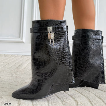 Bota negro doblez textura detalle plateado tacon corrido 9cm  HX2697-C1808A