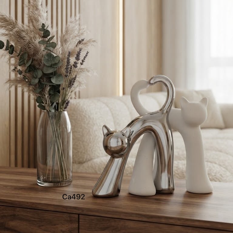 Set dos gatos union blanco y plateado ceramica 17cm* 5cm* 22cm - 16cm* 8,5cm* 21cm