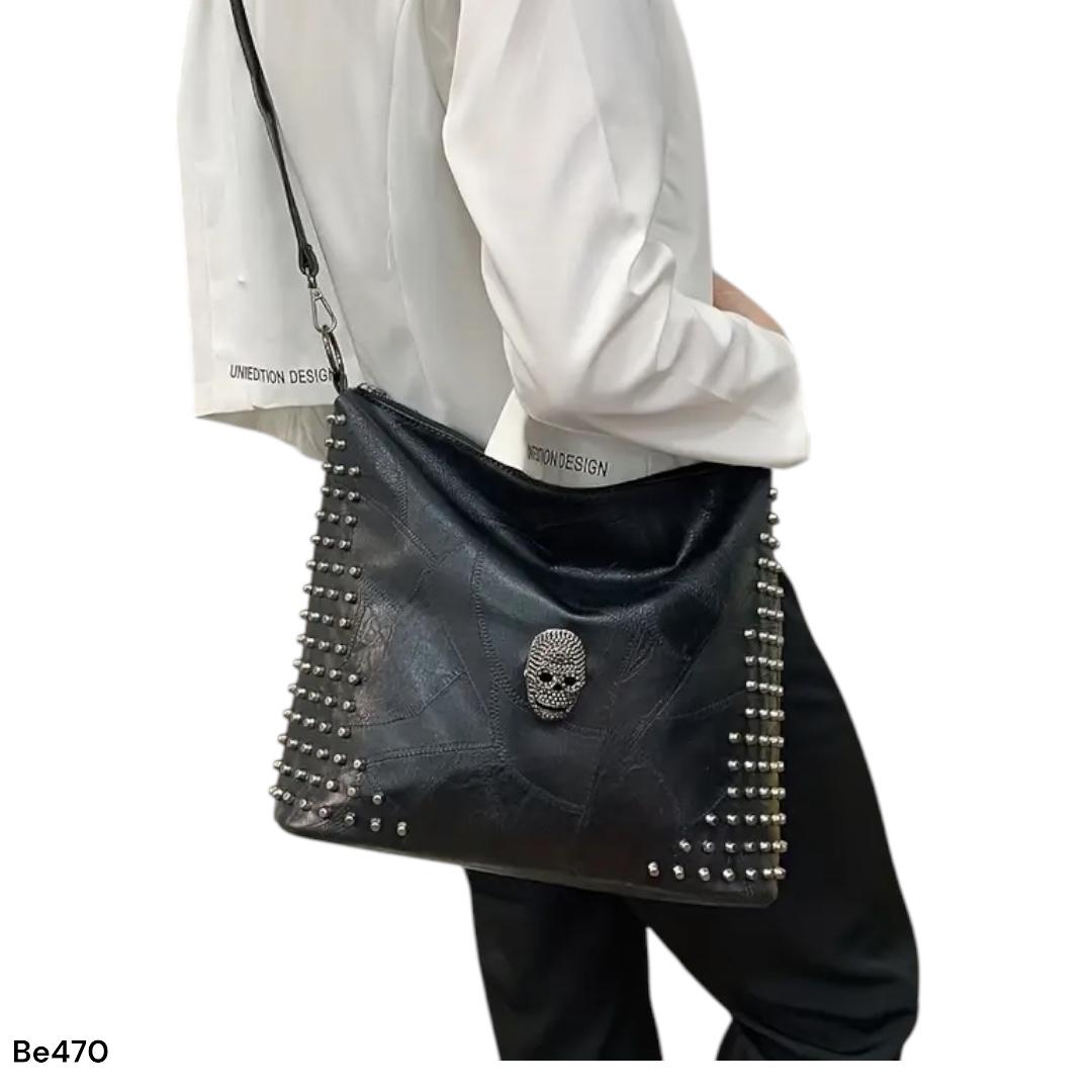 Bolso negro apliques detalles calavera  32cm* 13cm* 30cm   8418-1#  C-B