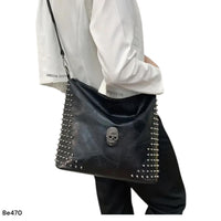 Bolso negro apliques detalles calavera  32cm* 13cm* 30cm   8418-1#  C-B