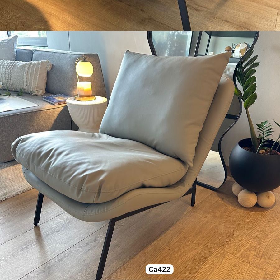 Silla poltrona policuero gris  67cm* 78cm* 75cm
